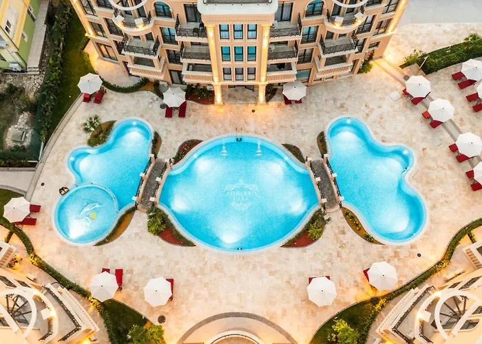 מלון דירות Aphrodite Park Deluxe 3*