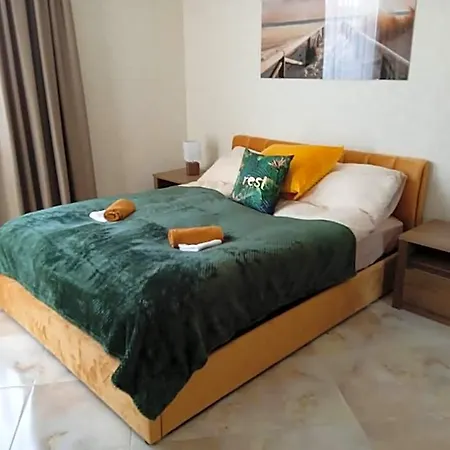 Aparthotel Aphrodite Park Deluxe 3*