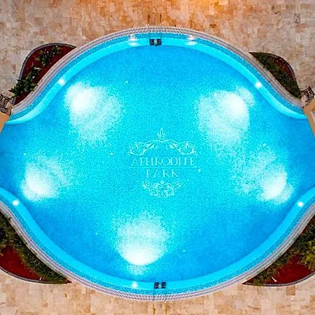 Aphrodite Park Deluxe