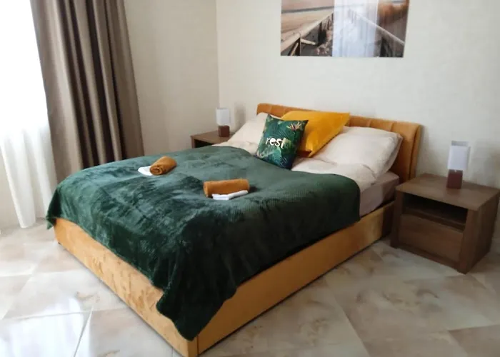 Aphrodite Park Deluxe